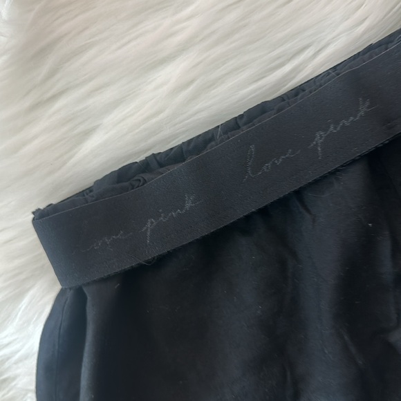 Pink Victoria’s Secret Short Pajama Set Size Small - Picture 3 of 8